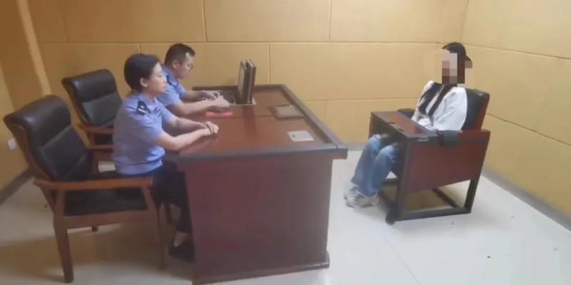 Be restrained!, A woman and her best friend were asked by a stranger to accompany them while eating? Police report: posing for photos at the Public Security Bureau | stranger | best friend