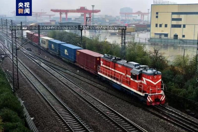 Rapid growth! The shipment volume of the China Europe freight train (Wuhan) this year has remained the same as the whole year last year