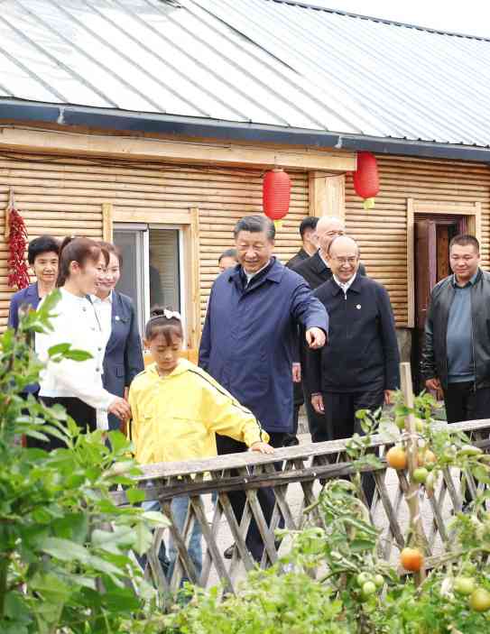 习近平在黑龙江考察时强调牢牢把握在国家发展大局中的战略定位奋力开创黑龙江高质量发展新局面