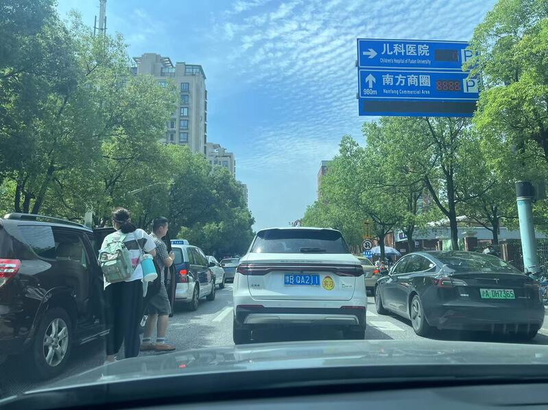 How to solve the recurring problem of parking difficulties? Shanghai Children's Medical Institutions in the summer face the challenge of facing the peak of specialty training | hospitals | specialties