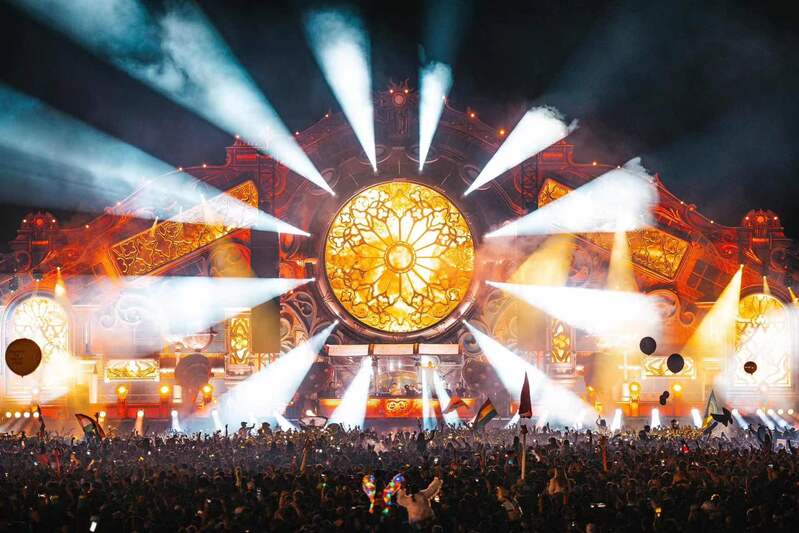 Budweiser Joins Legendary IP Tomorrowland to Build a Global Electronic Music Event Budweiser | Electronic Music | Global