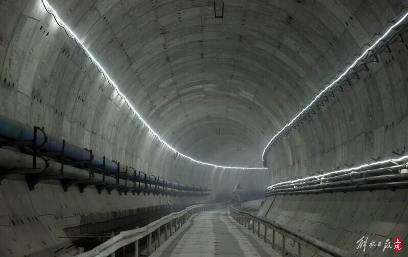 The shield tunneling of "Zongheng Hao" has completed the excavation of the eastern section, and the construction of Section VIII of the North Cross Passage project has fully connected the tunnel | Huangxing Road | Section