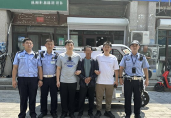 The electric tricycle is identified as a motorcycle! Changping delivery man hit and run, arrested for 19 days at intersection | Chaoyang District | Motorcycle