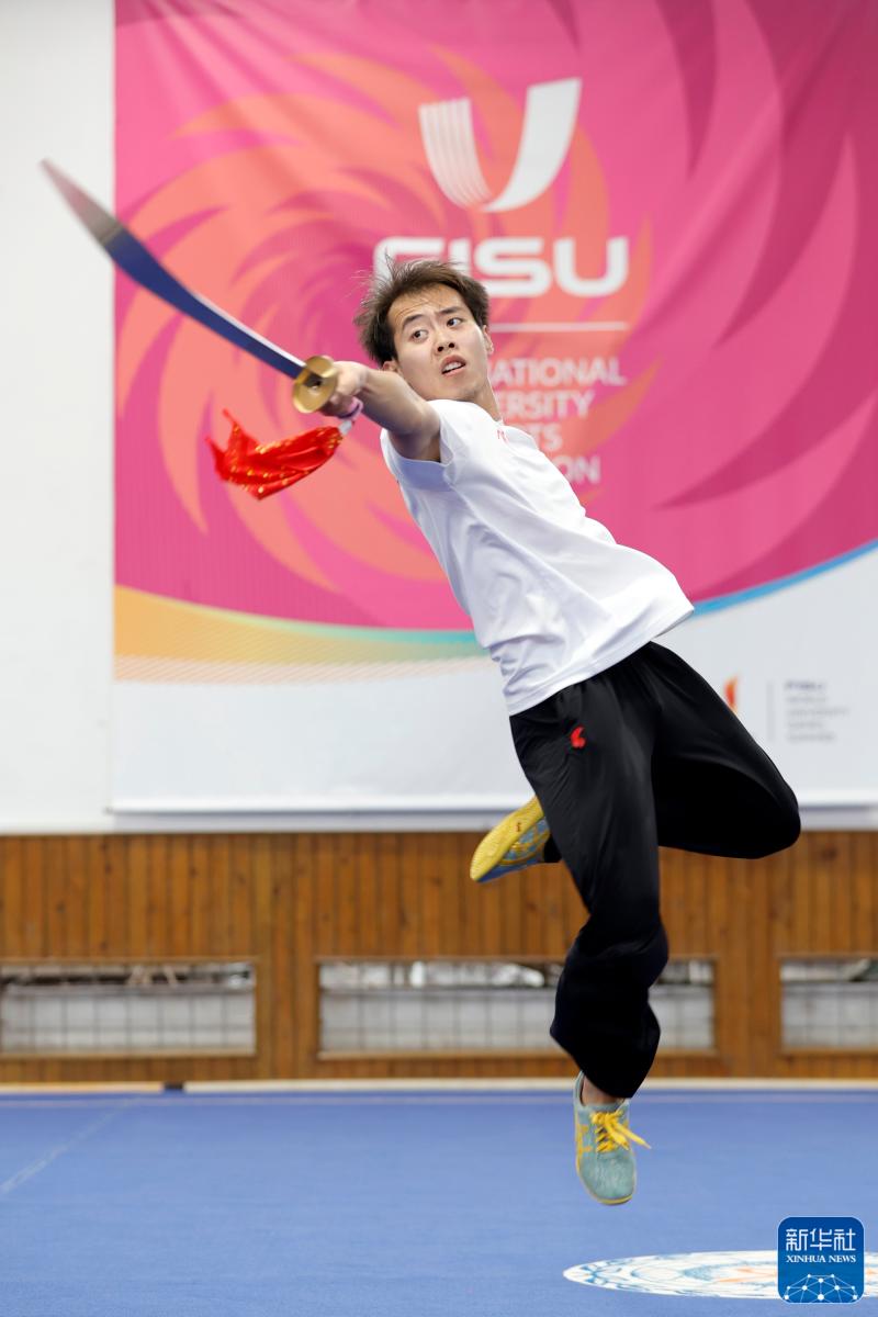 Xinhua All Media+| Chengdu University Games Participants Training and Preparation Busy College Students | Sports Games | Xinhua All Media+| Chengdu