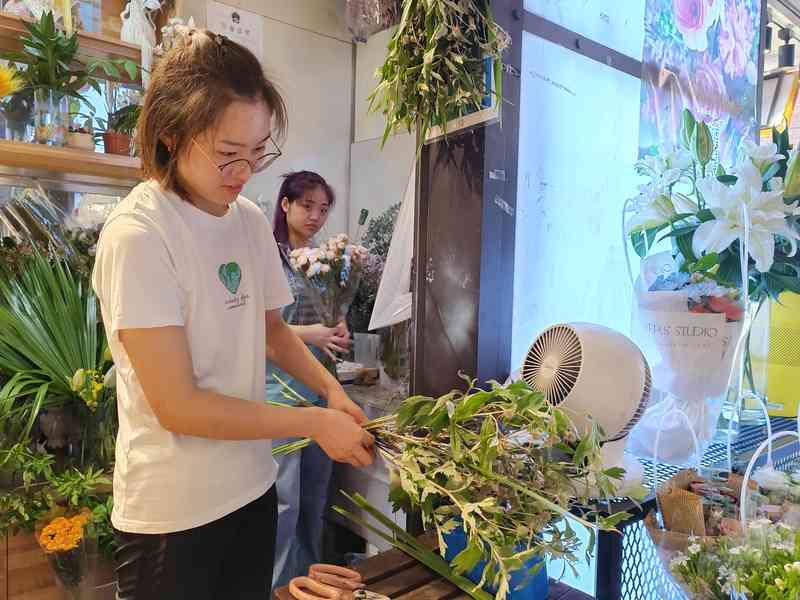 Why is Dragon Boat Festival folk customs hot?, Fragrant sachets priced at tens of yuan are even more in demand, with over 100 servings of calamus | bouquets | sachets sold for 168 yuan mugwort bouquets