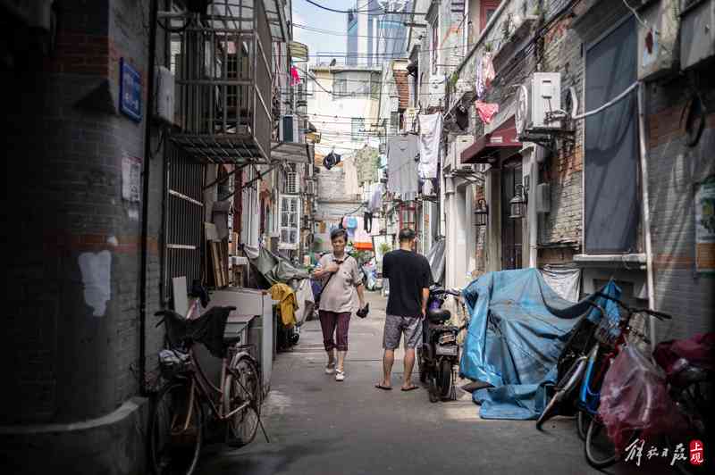 上海最后的弄堂厨房端出市民记忆中的味道,“这块牌子还值点铜钿…可惜了”厨房|居民|弄堂