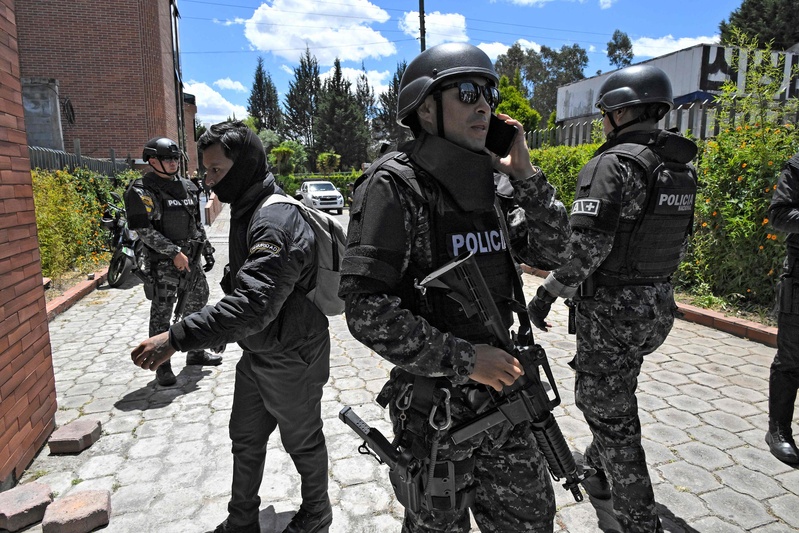 The police have arrested 6 suspects involved in the case. [Looking at the World] Ecuador's presidential candidate was shot and caught in a fire | Capital | Candidate