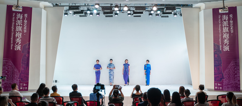 Aunties at the Edinburgh Art Festival cannot tell that they are about to retire and fly to the UK to show off their Chinese cheongsam. Fashion sisters replace foreign models in cheongsam | Women | China