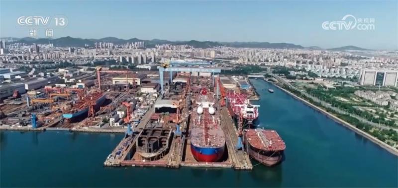 Ranked first in the world in three major indicators, China's shipbuilding industry continues to enhance its market competitiveness. Orders | China | First China's shipbuilding industry