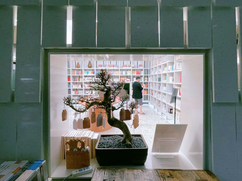谁在光顾“深夜书店”？,上海创智|读者|上海
