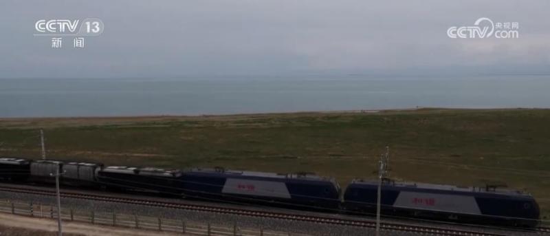 Strong transportation capacity, smooth running, stable stopping. The Qinghai Tibet Railway will enter the era of high-speed trains