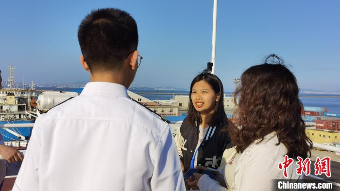 Taiwanese Youth Reviewing their Journey to Liaoning: Bringing the Content of Textbooks to Life