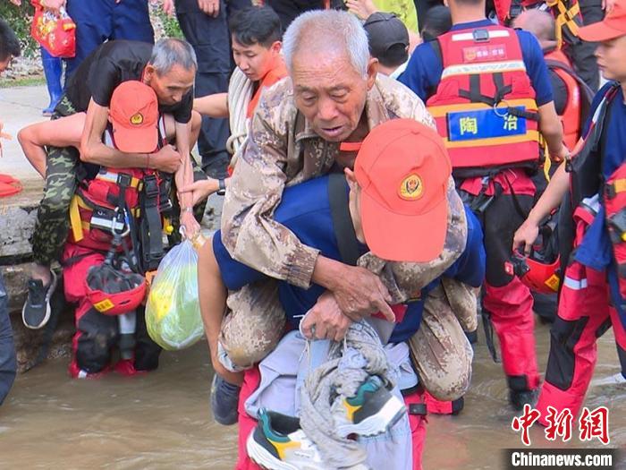 Get in touch! Go straight to Shulan, Jilin to rescue and rescue the mud | Cangyan | Rescue and disaster relief