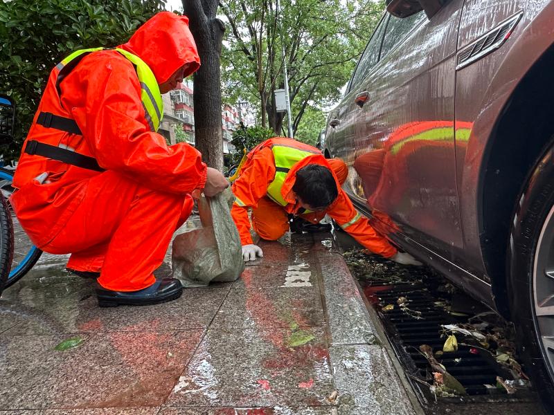 他们坚守在一线——京津冀防汛现场见闻,暴雨中人员|降雨|京津冀