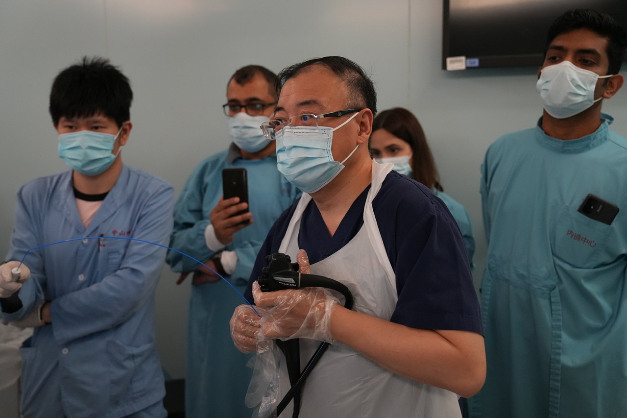 Zhongshan Hospital collaborates with multiple disciplines to reshape the patient's "life channel". The elderly in their seventies have difficulty eating for six months and have lost 30 pounds due to severe weight loss. The diverticulum | esophagus | discipline