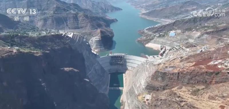 Six cascade power stations on the main stream of the Yangtze River provide strong support for the "West East Power Transmission" with peak supply guarantee