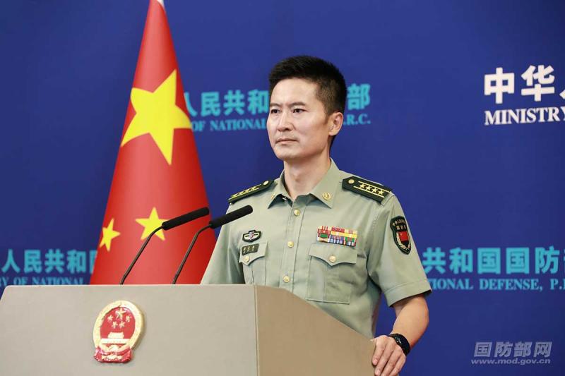 Spokesperson of the Ministry of National Defense, Tan Kefei, answered questions from reporters regarding the Japanese government's adoption of the 2023 version of the Defense White Paper. Military | China | Spokesperson