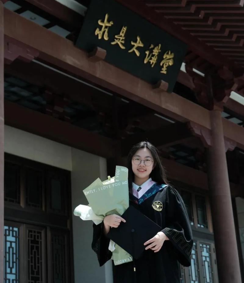 Liangshan Girl Responds to Doubts of Speculation, Zhejiang University Deposits 160000 RMB Over Four Years and Guarantees Graduate Education in Tsinghua News | Public | Liangshan