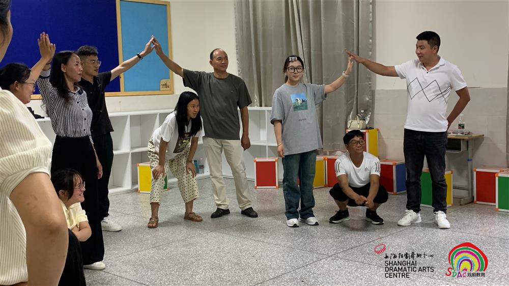 演员、编导生活什么样？上海演员、导演为乡村师生上一课上海话剧艺术中心|戏剧|导演