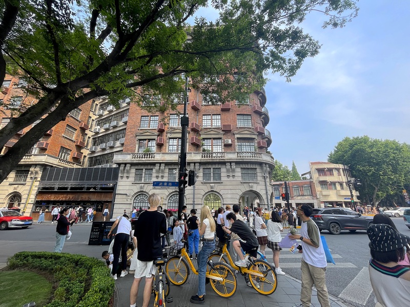 The recent concerns of residents are... | Investigation of the Historical and Cultural Landscape Area in the Central District of Shanghai ③, Living in Wukang Building for Half a Century | History | Shanghai Central District