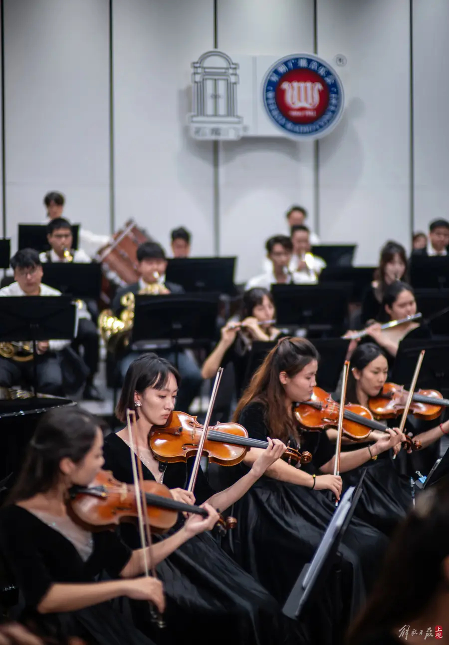 This Nantong student band's debut performance amazed the audience, and Italian opera classics were played in the Shanghai Concert Hall