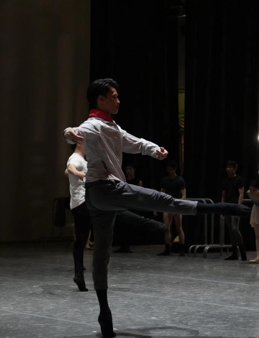 The "Shangba version" of "Camellia Woman" premiered in Macau, with "Margaret" dancing and a Shanghai style ballet with toe jumping atmosphere. Shanghai | Margaret | Toe