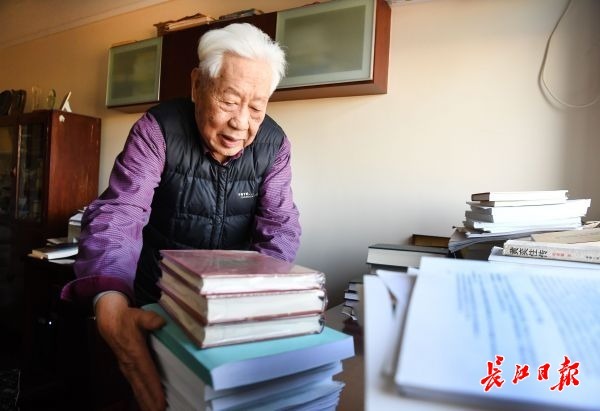 91岁教授赵德馨谈知网被罚5000万元