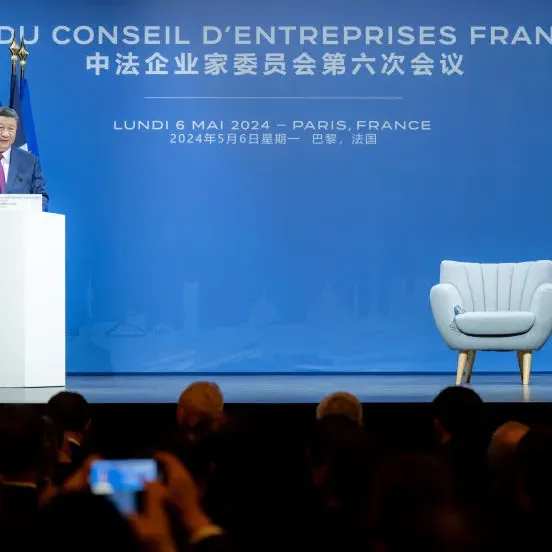 Xi Jinping and Macron attended the closing ceremony of the sixth meeting of the China-France Entrepreneurs Committee and delivered speeches