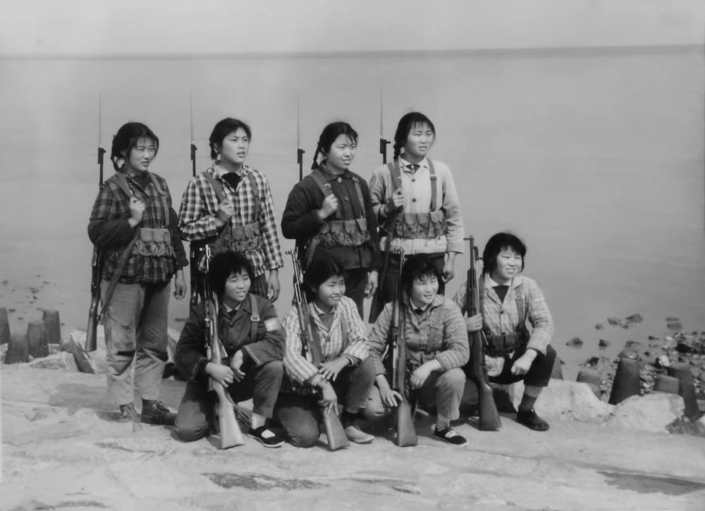 Teenagers embark on a different summer vacation, listening to the stories of the past told by the militia grandmother... at Jinshanzui Fishing Village Grandma | Militia | Fishing Village