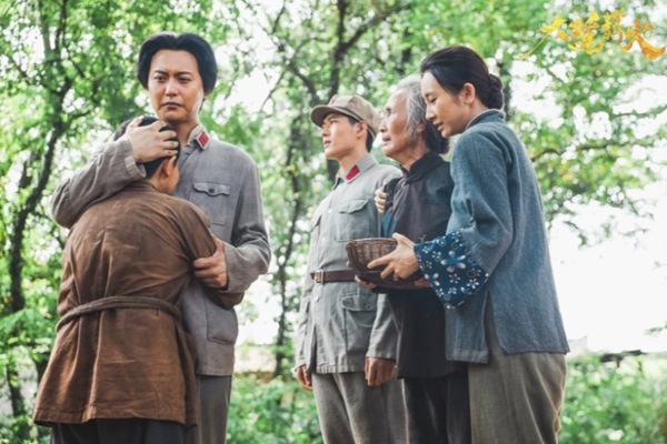 CCTV One episode of "The Great Way of Fire" airs tonight, with Hou Jingjian once again portraying Mao Zedong