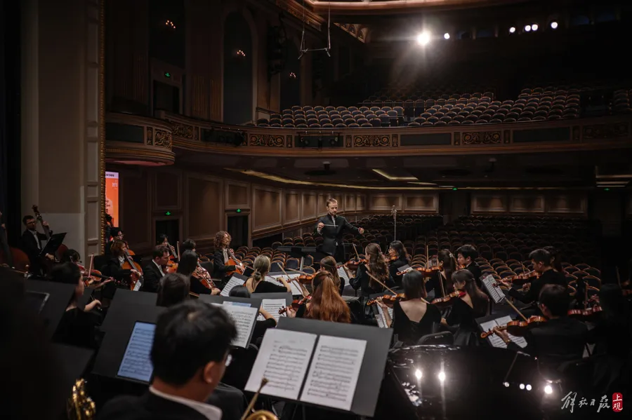 This Nantong student band's debut performance amazed the audience, and Italian opera classics were played in the Shanghai Concert Hall